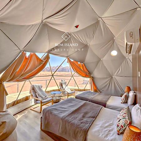 Rum Island Luxury Camp & Bubbles Hotel وادي رم المظهر الخارجي الصورة