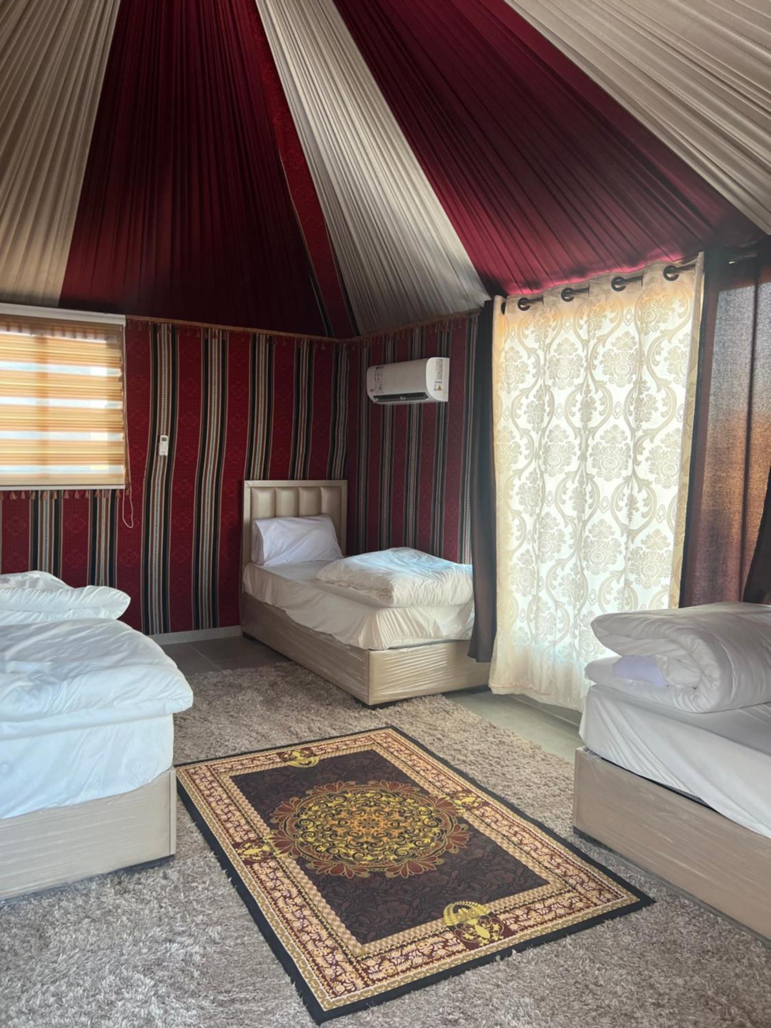 Rum Island Luxury Camp & Bubbles Hotel وادي رم المظهر الخارجي الصورة