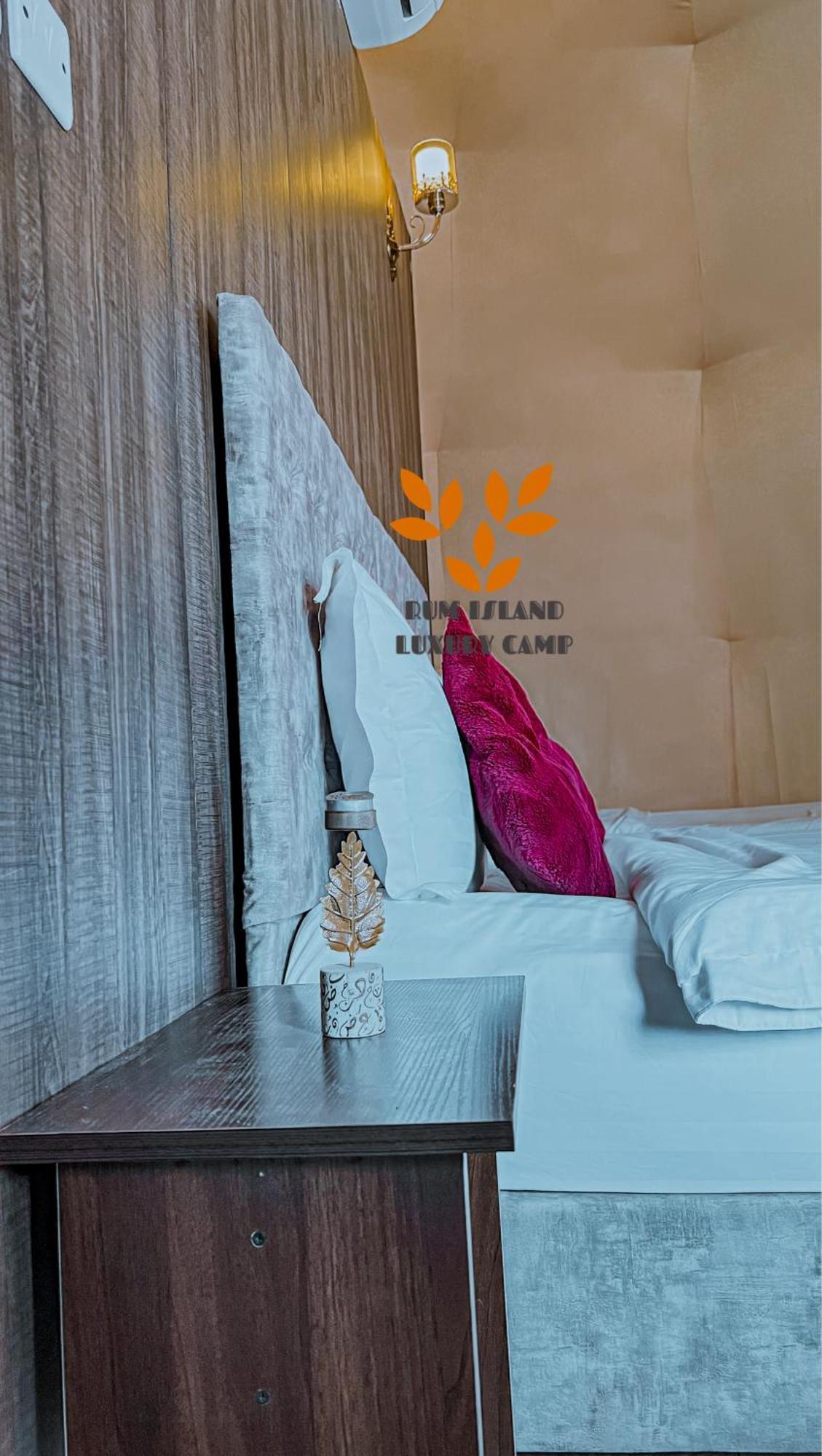Rum Island Luxury Camp & Bubbles Hotel وادي رم المظهر الخارجي الصورة