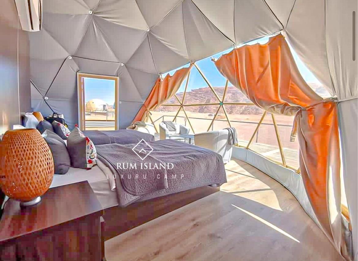 Rum Island Luxury Camp & Bubbles Hotel وادي رم المظهر الخارجي الصورة